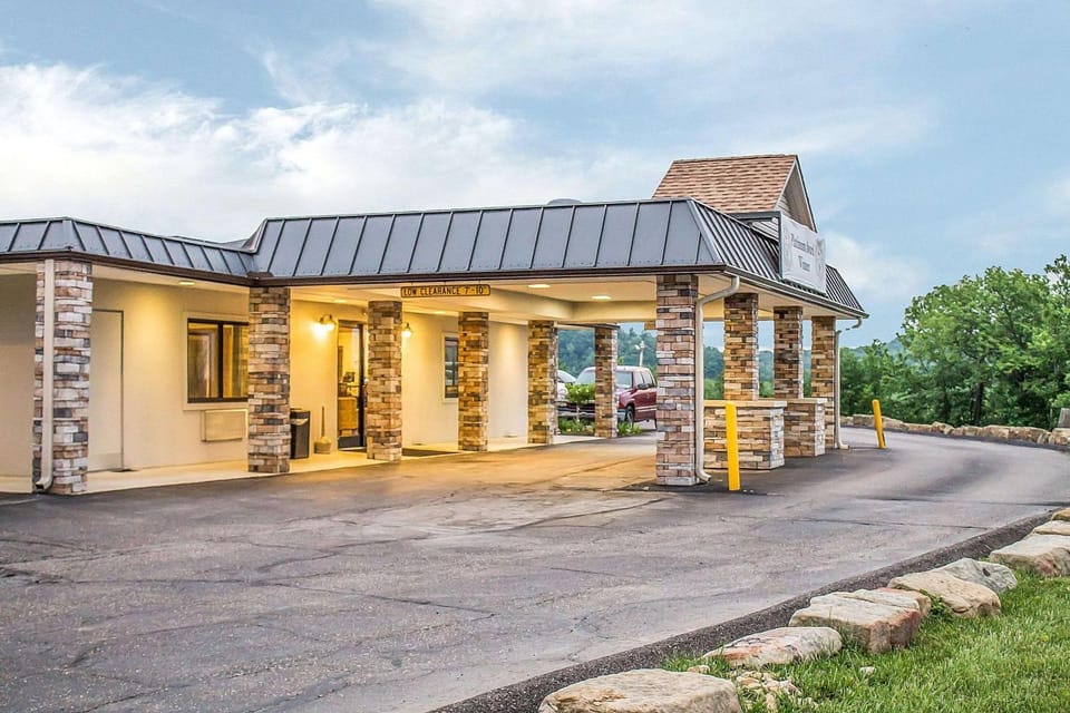 Property building, On site