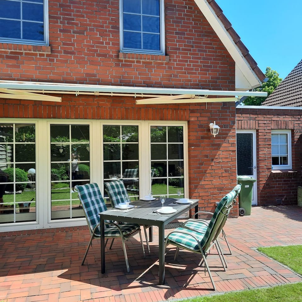 Property building, Patio