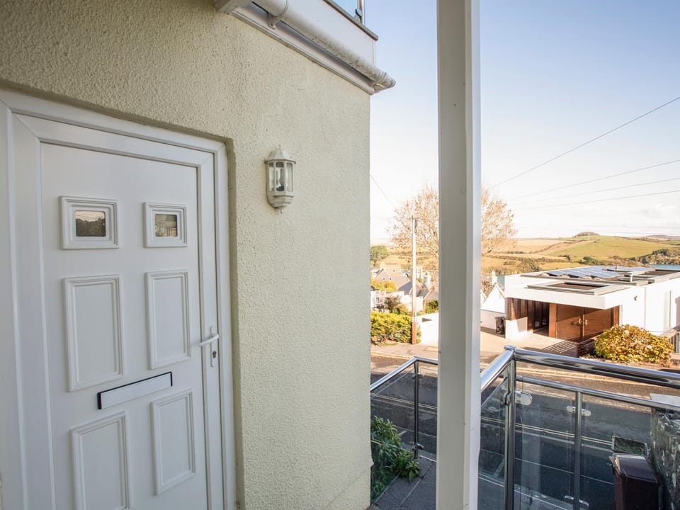 1 Lyndhurst House in Salcombe