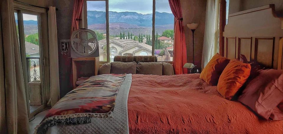 The Zion House - Affordable Bedrooms Vacation rental in Hurricane