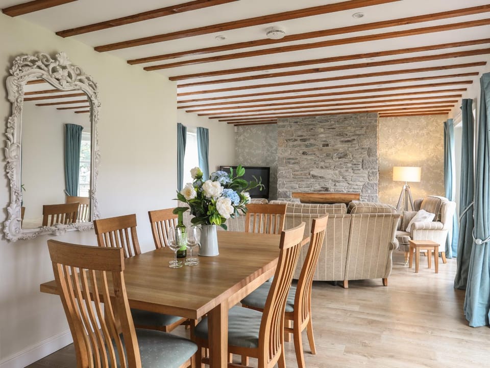 Tyn Towyn - Ty Coch House in Trearddur Bay