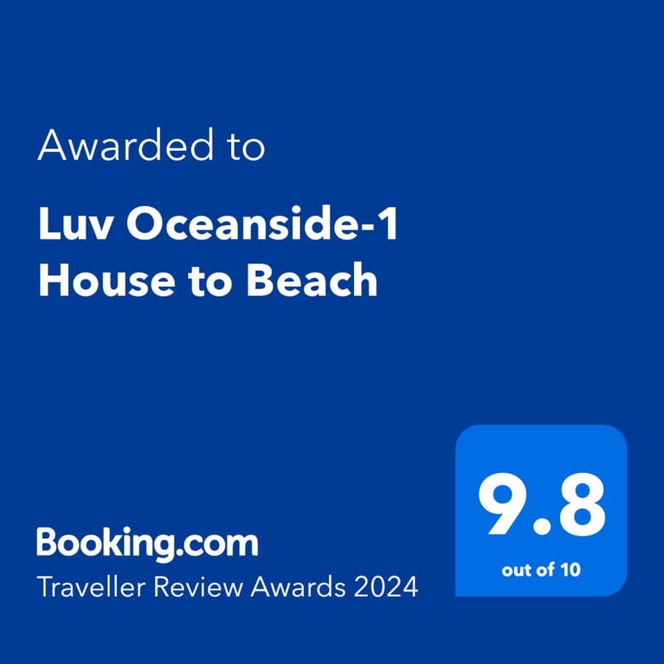 Luv Oceanside Views-1 House to Beach, Boardwalk and Waves-Spacious Rooftop Sun Deck-Plus King Beds too! House in Mission Beach