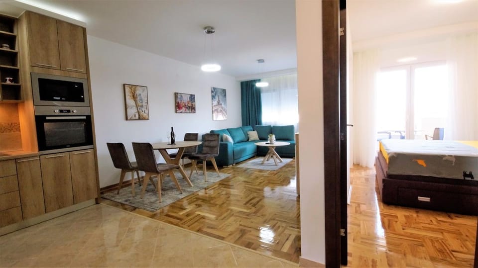 Living room, Bedroom, kitchen