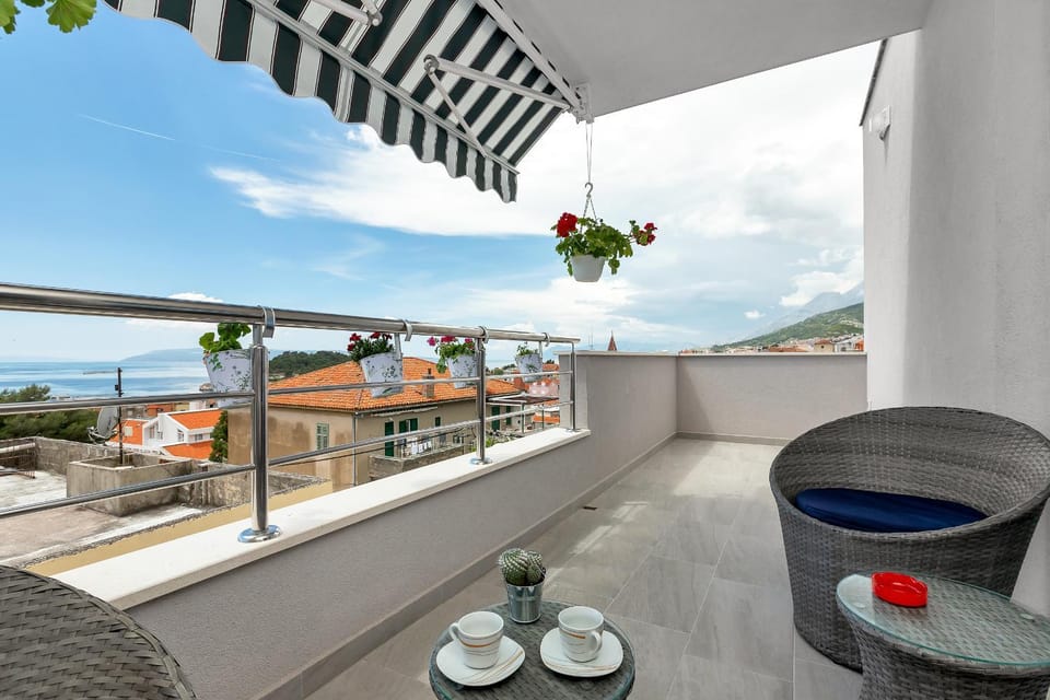 Balcony/Terrace, City view, Sea view