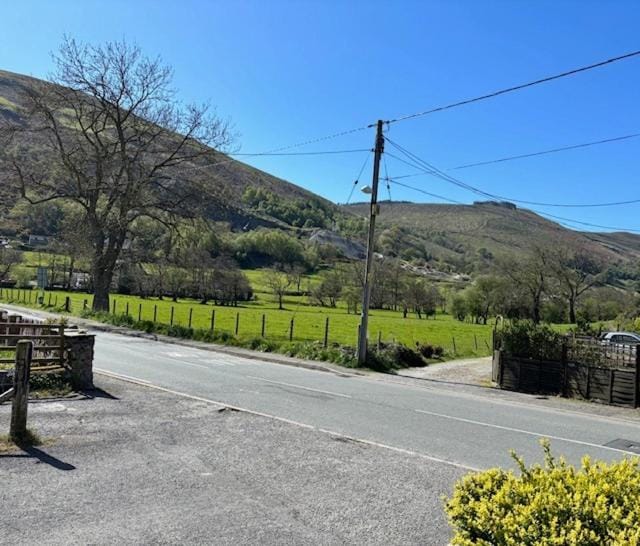 The New Inn Hotel in Llanwddyn