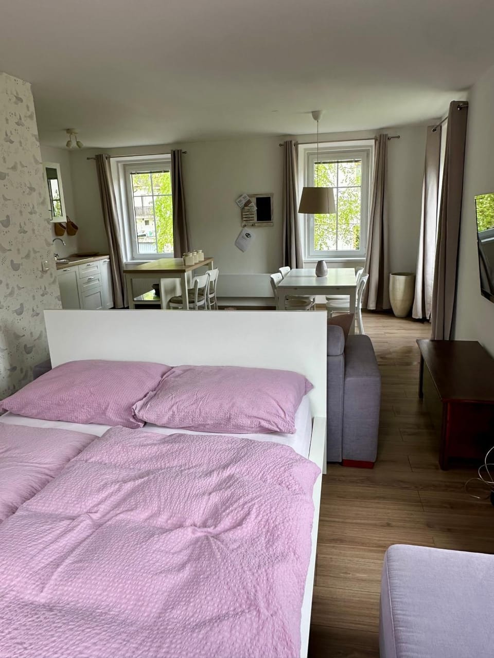 Bed, Living room, Bedroom
