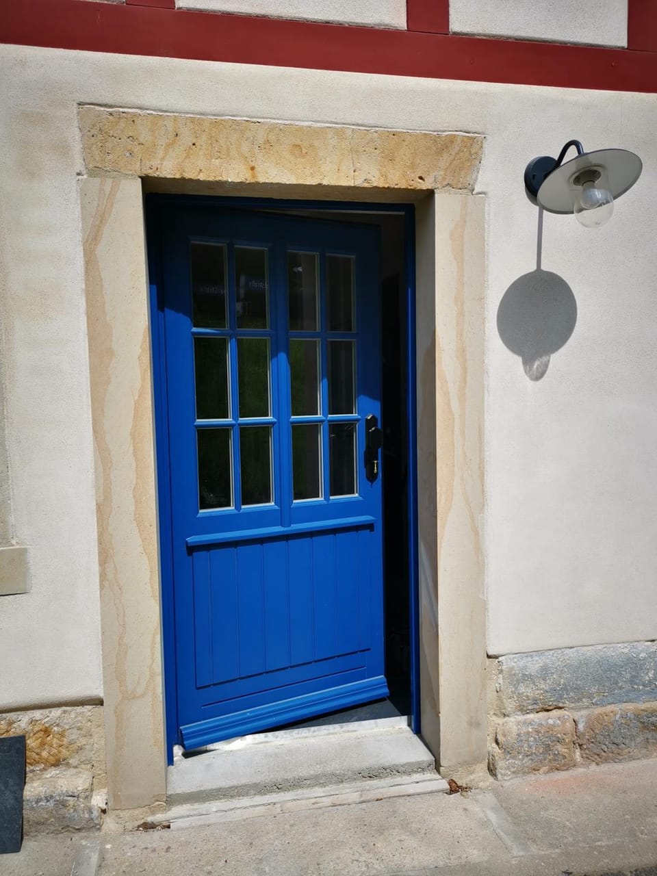 Facade/entrance