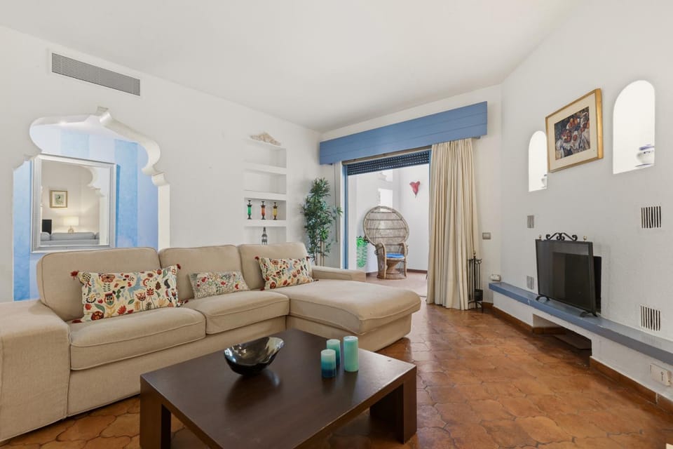 Puerto Banus 2 Bedrooms Apartment P2 Apartment in Marbella