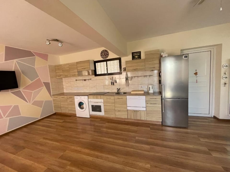 1bd next to Dasudi Apartment in Germasogeia
