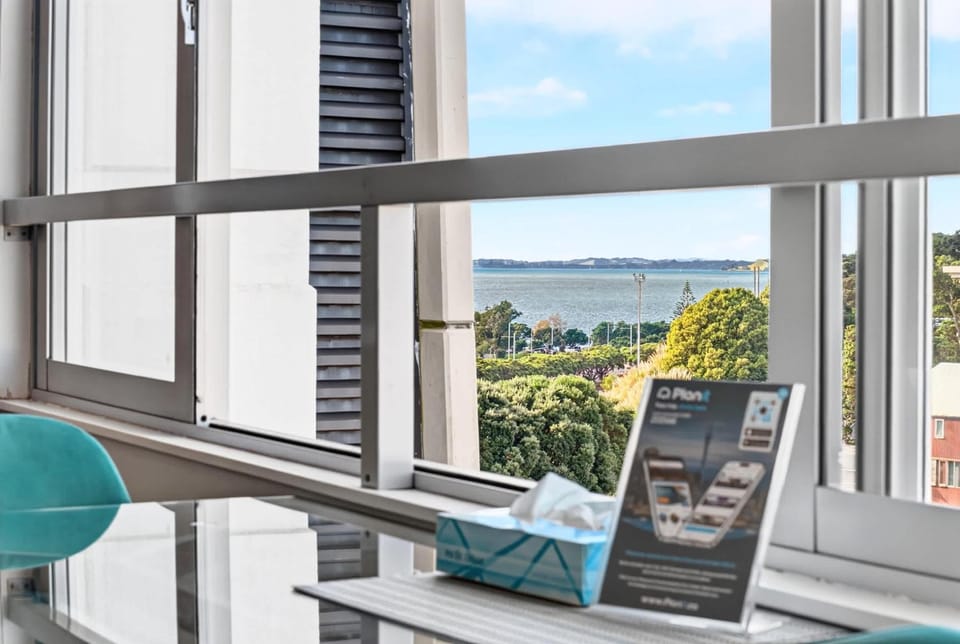 Lovely Apartment - Gym & Parking by Zodiak Stays Apartment in Auckland