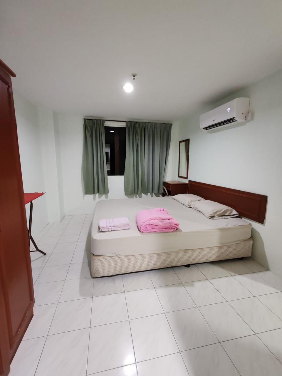 2 mins to beach Apartment 3 rooms Apartment in Perak