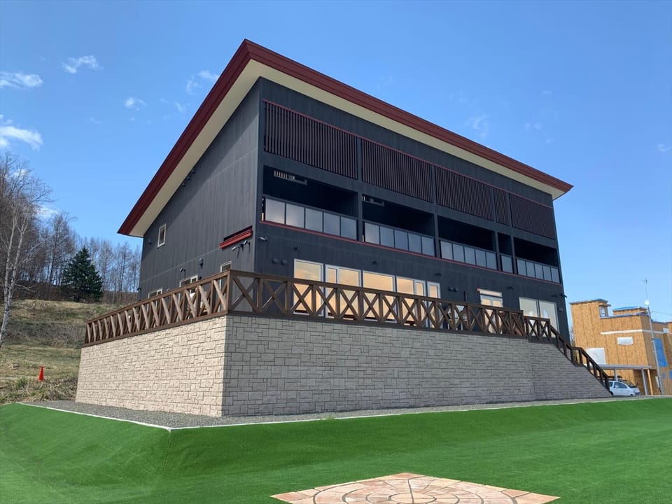 Property building, Garden