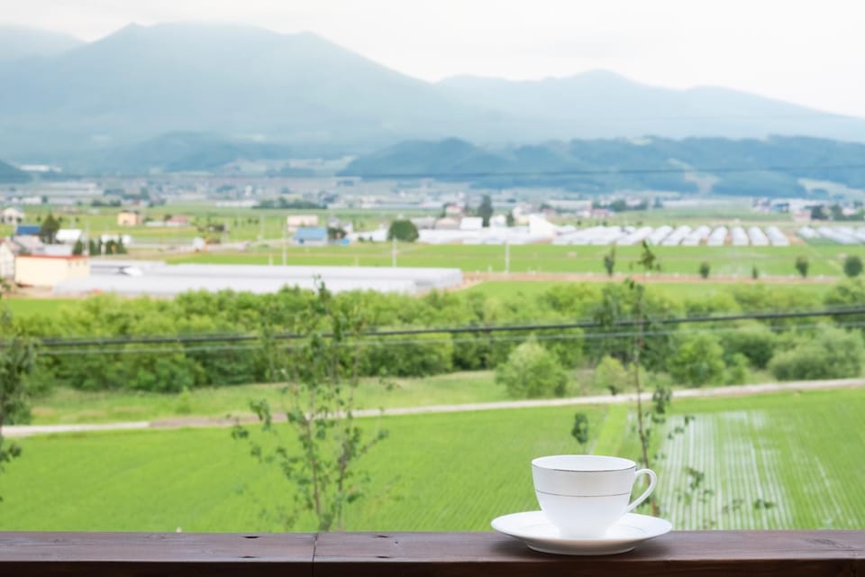 Balcony/Terrace, Balcony/Terrace, Garden view, Mountain view