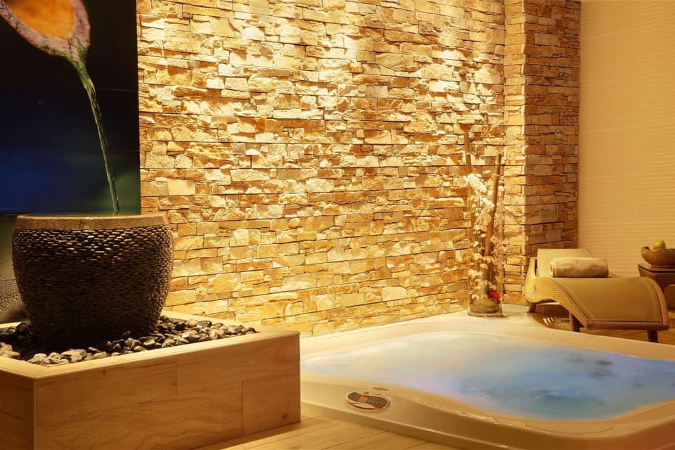 Hot Tub, Spa and wellness centre/facilities
