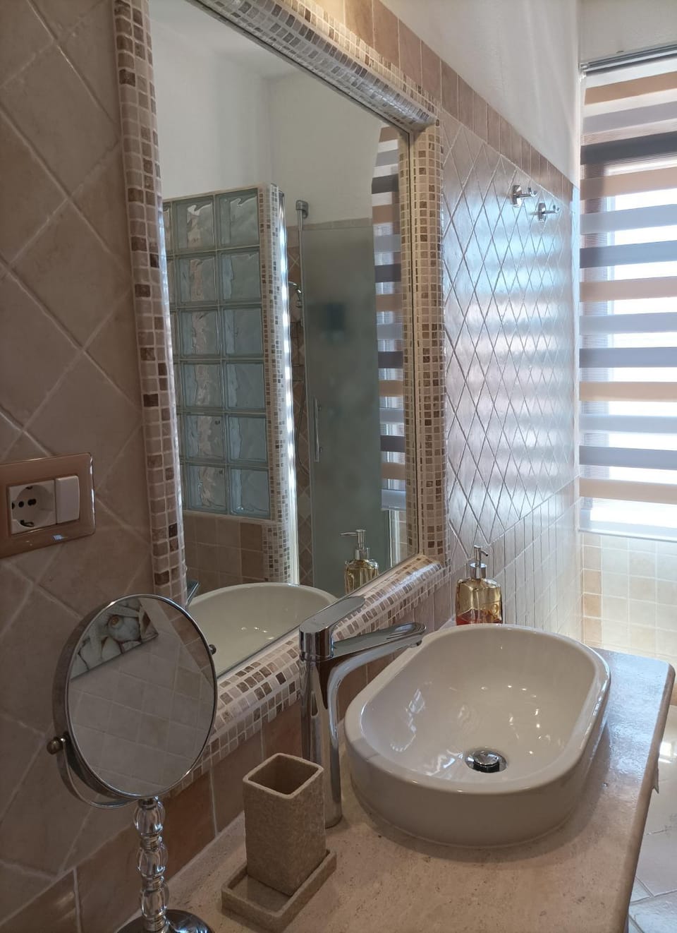 The Roses Garden Bed and Breakfast in Sardinia