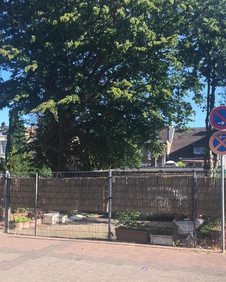 2 Privatzimmer , Dusche /WC nahe Köln Vacation rental in Cologne