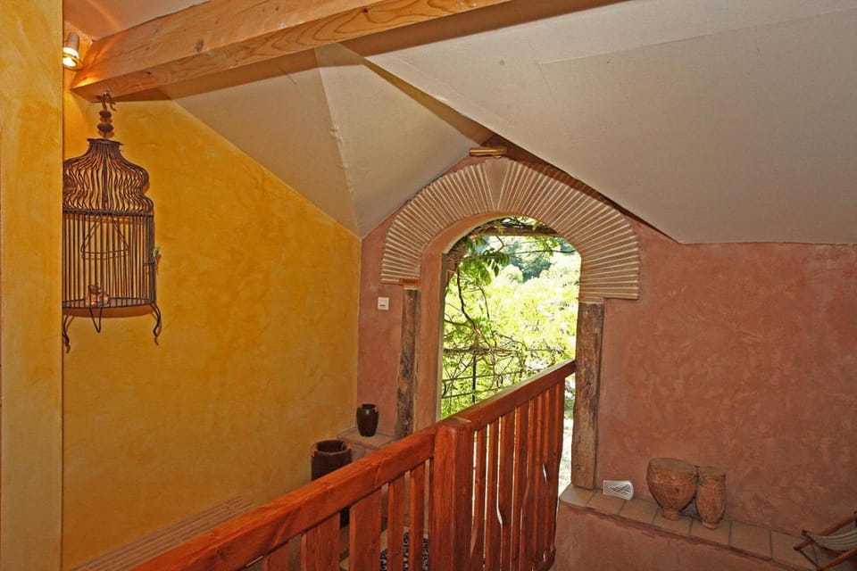 L'ÉCHAPPÉE BELLE Bed and Breakfast in Occitanie