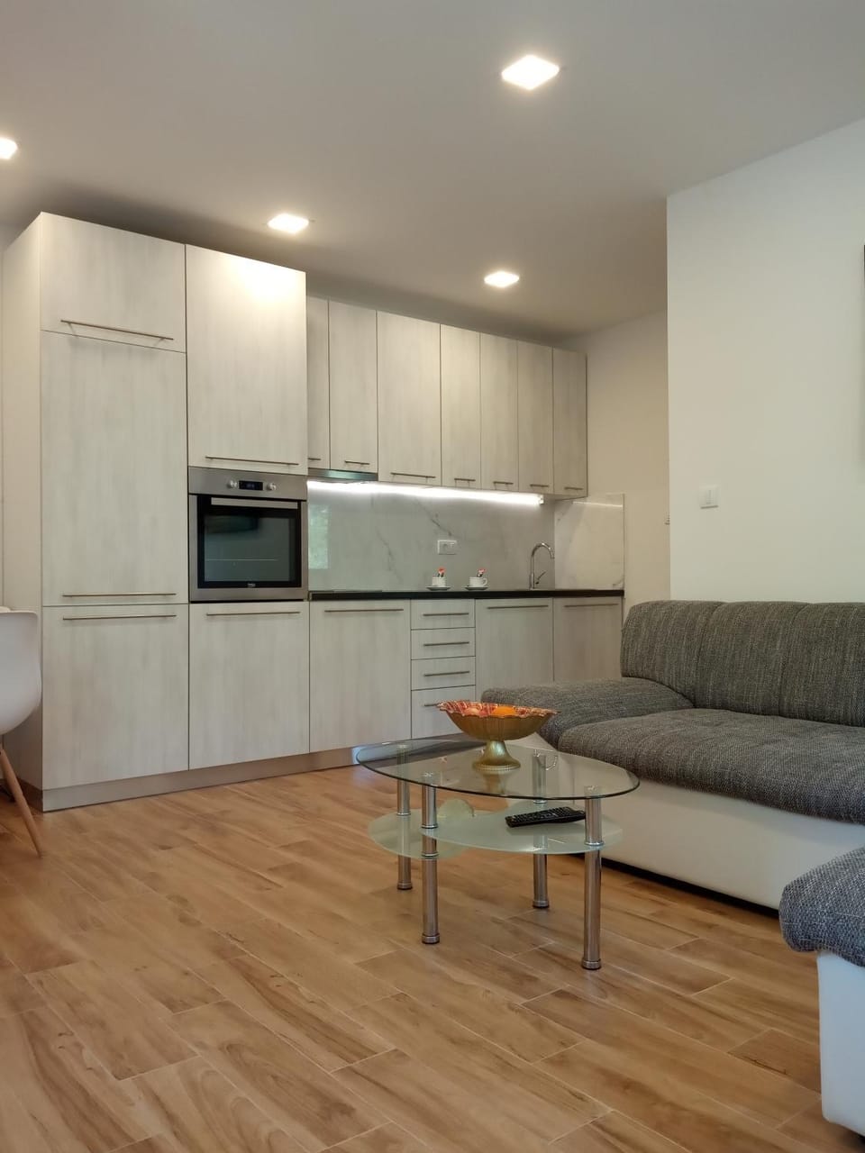 Green Side Apartment in Kotor Municipality