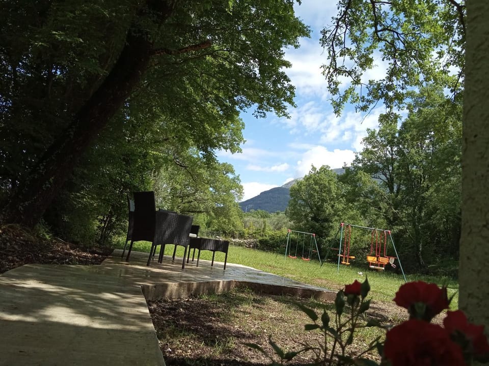 Green Side Apartment in Kotor Municipality