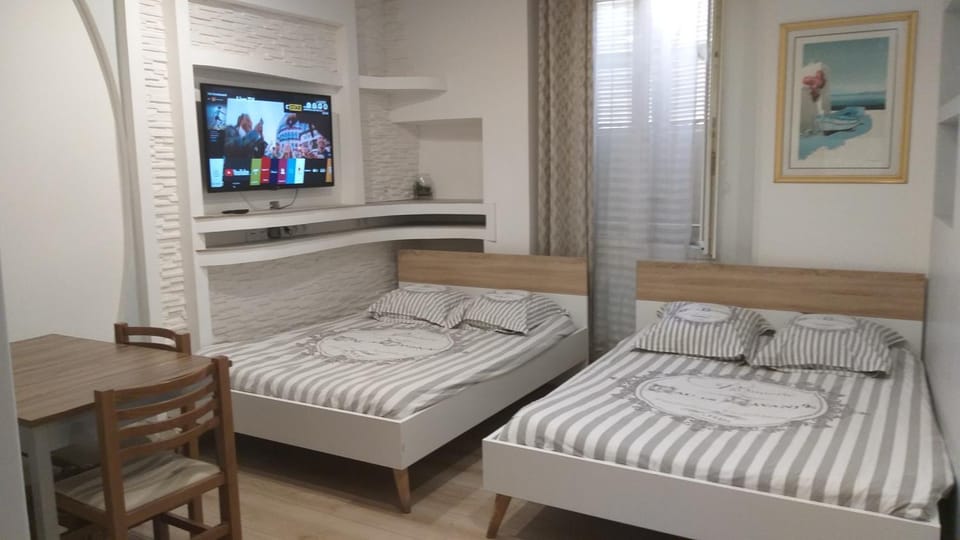 Excellent Studio au cœur historique de Fréjus Apartment in Fréjus