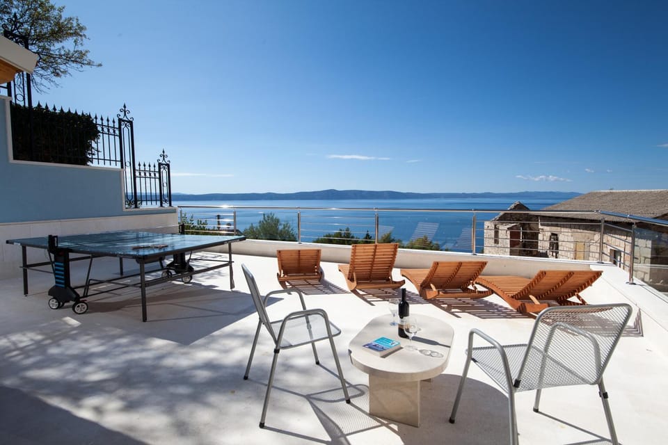 Patio, Sea view