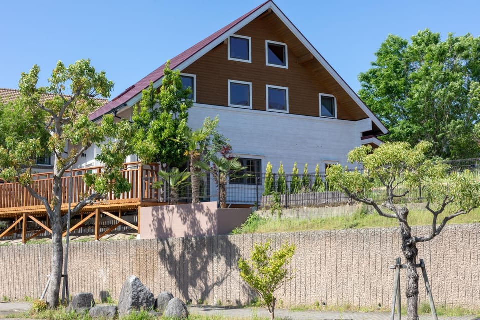 Keiko's Home Beautiful Resort Villa 20 min to Tenjin free park Chalet in Fukuoka