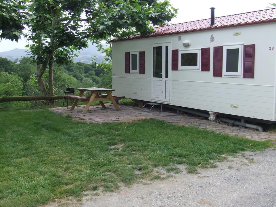 camping Manex Campground/ 
RV Resort in French Basque Country