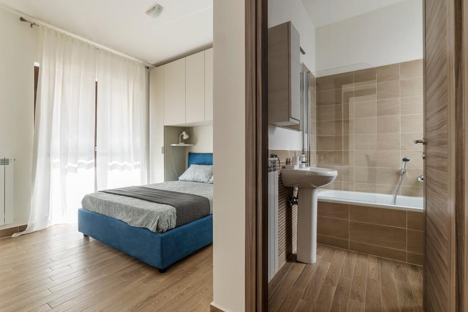 Bathroom, Bedroom