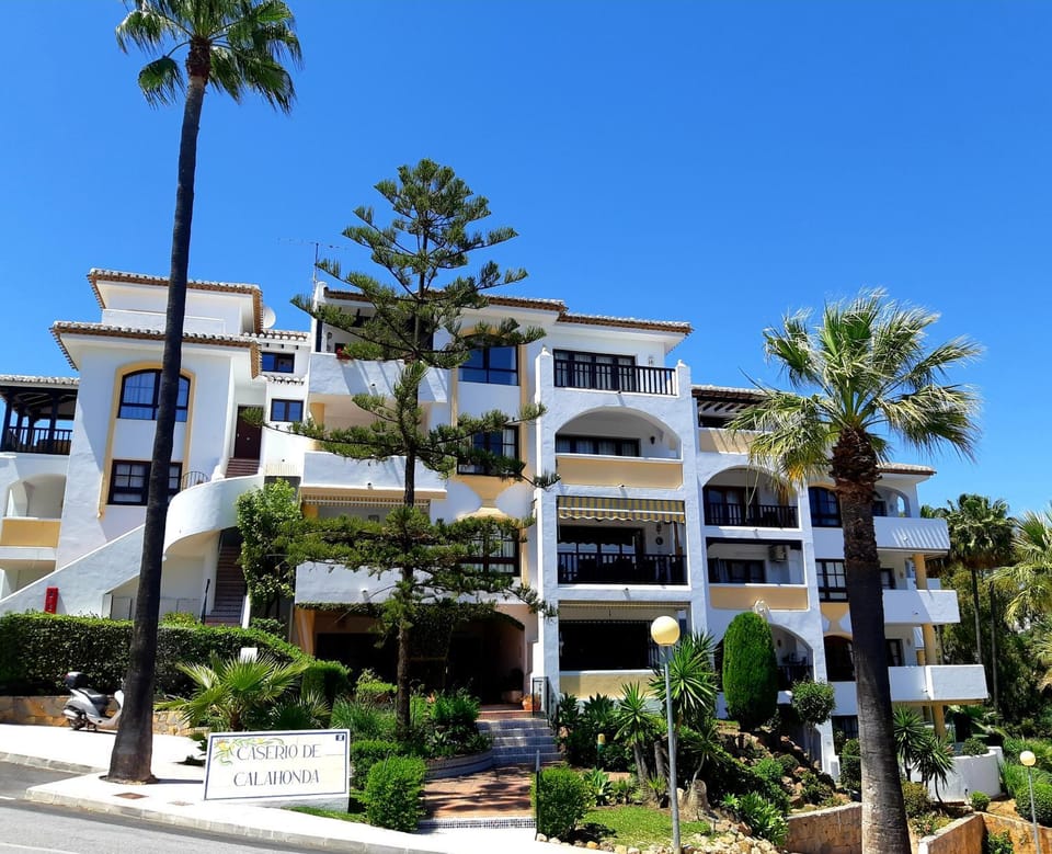 31 Caserio Calahonda breathtaking views near the sea Apartment in Sitio de Calahonda