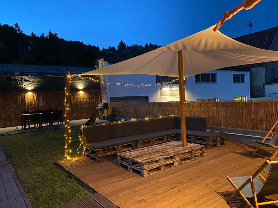 BBQ facilities, Garden, Balcony/Terrace