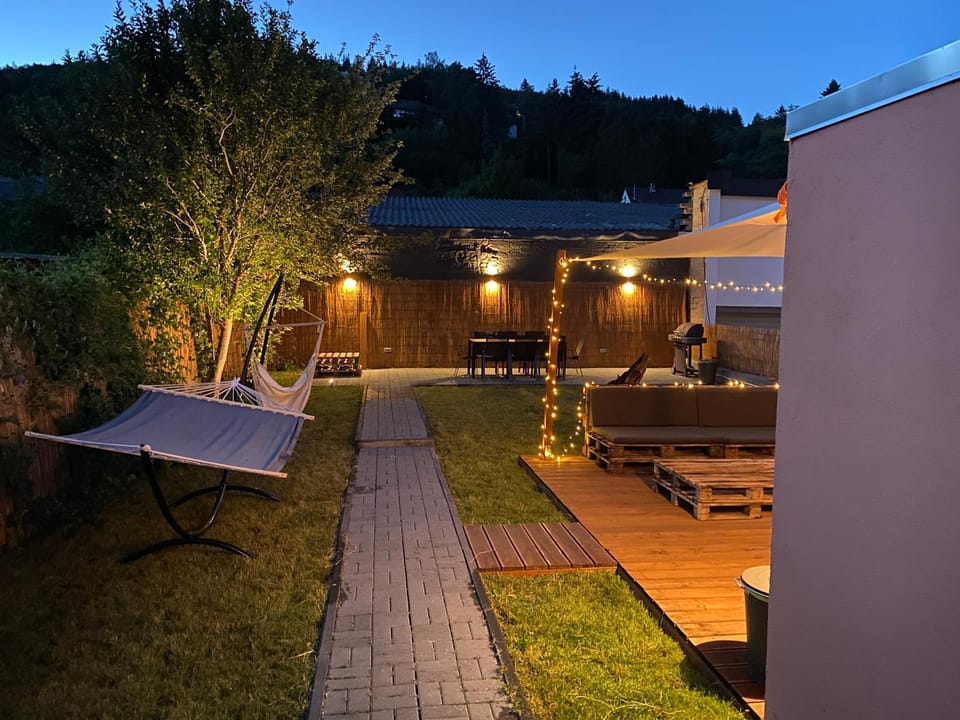 BBQ facilities, Garden, Balcony/Terrace