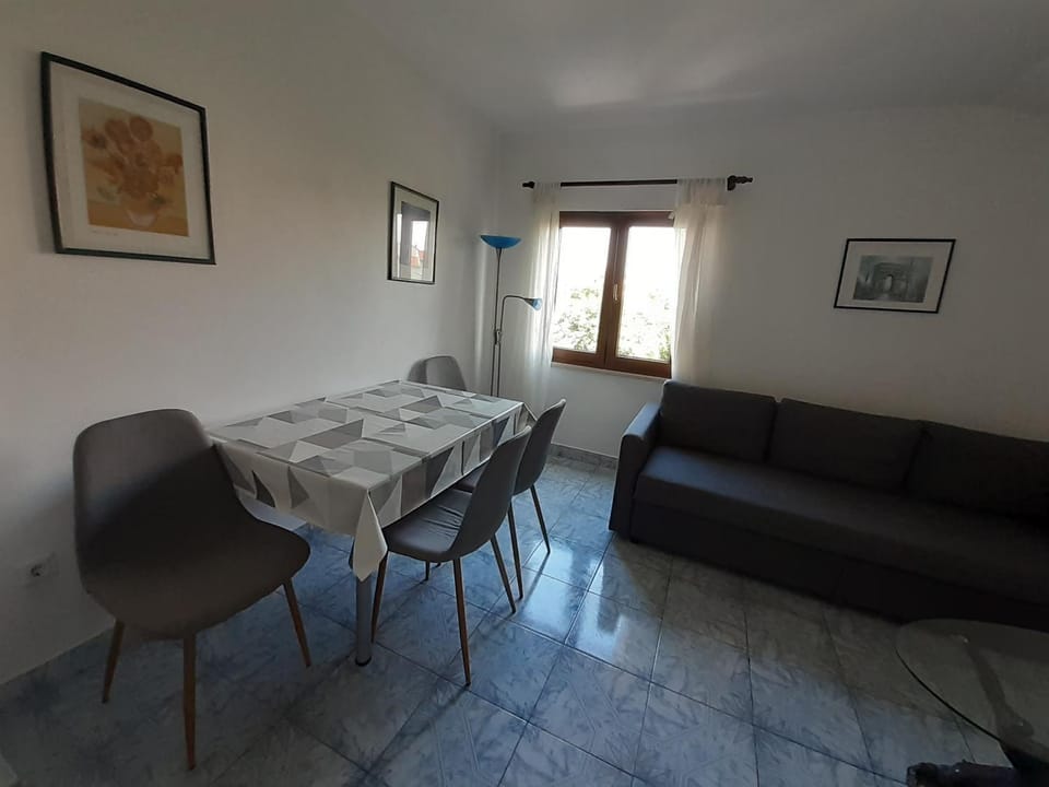 Apartments Stella Bed and Breakfast in Fažana