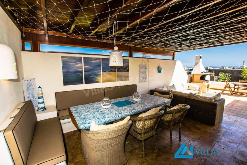Villa Valentina - LH156 By Villas Now Ltd Villa in Isla de Lanzarote