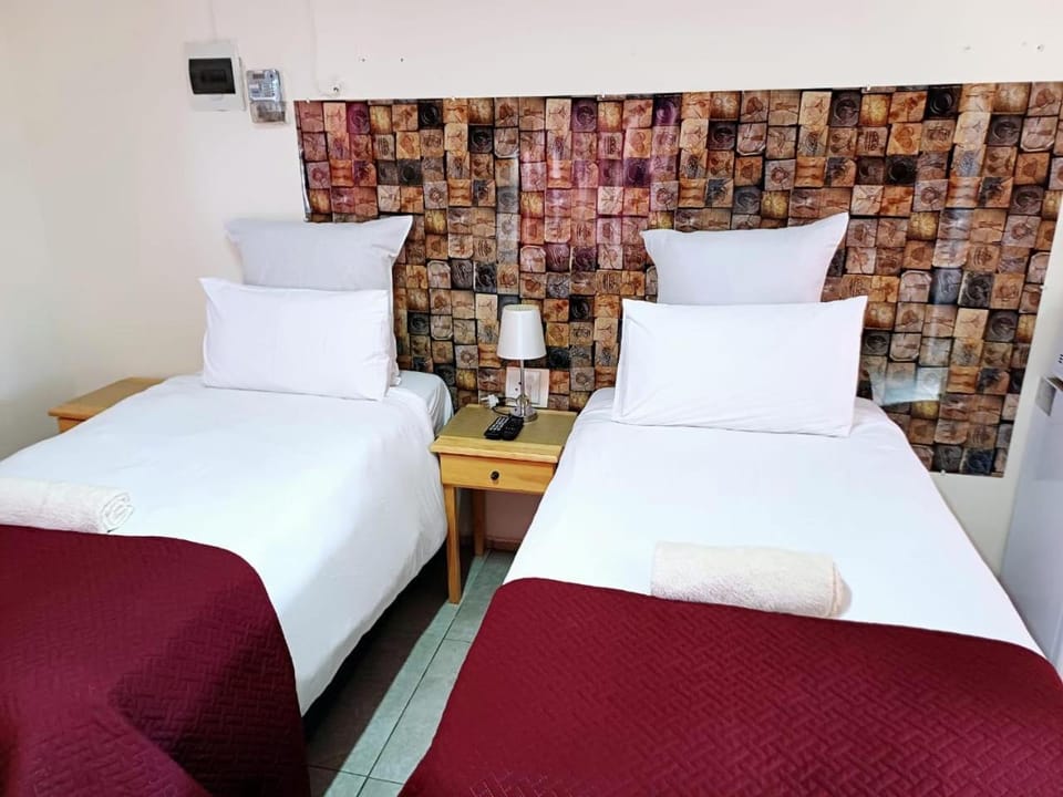 Lindo Guest house Bed and Breakfast in KwaZulu-Natal