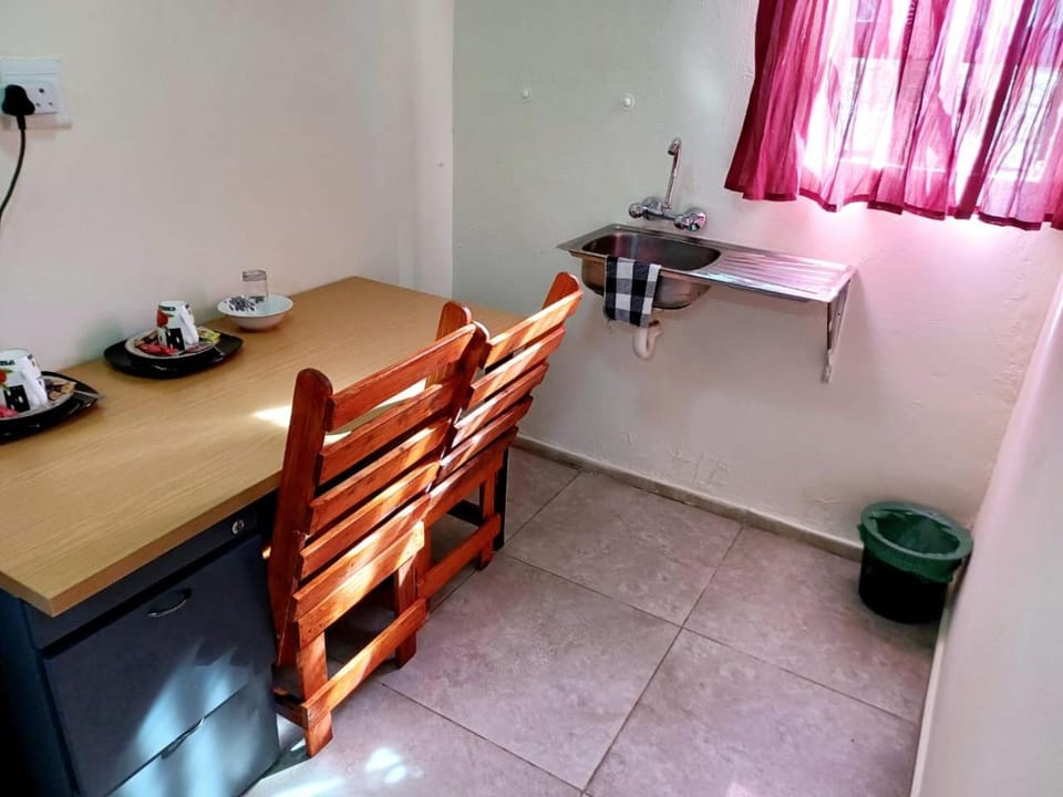 Lindo Guest house Bed and Breakfast in KwaZulu-Natal