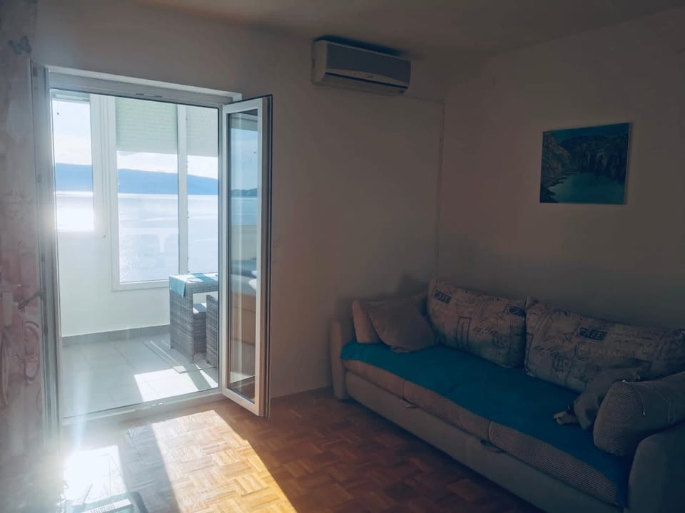SUZANA Beautiful balcony sea view 1 Apartment in Lika-Senj County