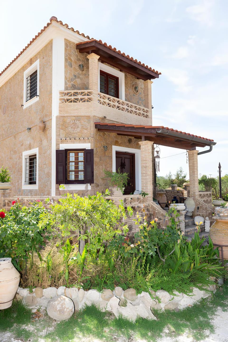 Property building, Spring, Day, Garden, Garden view