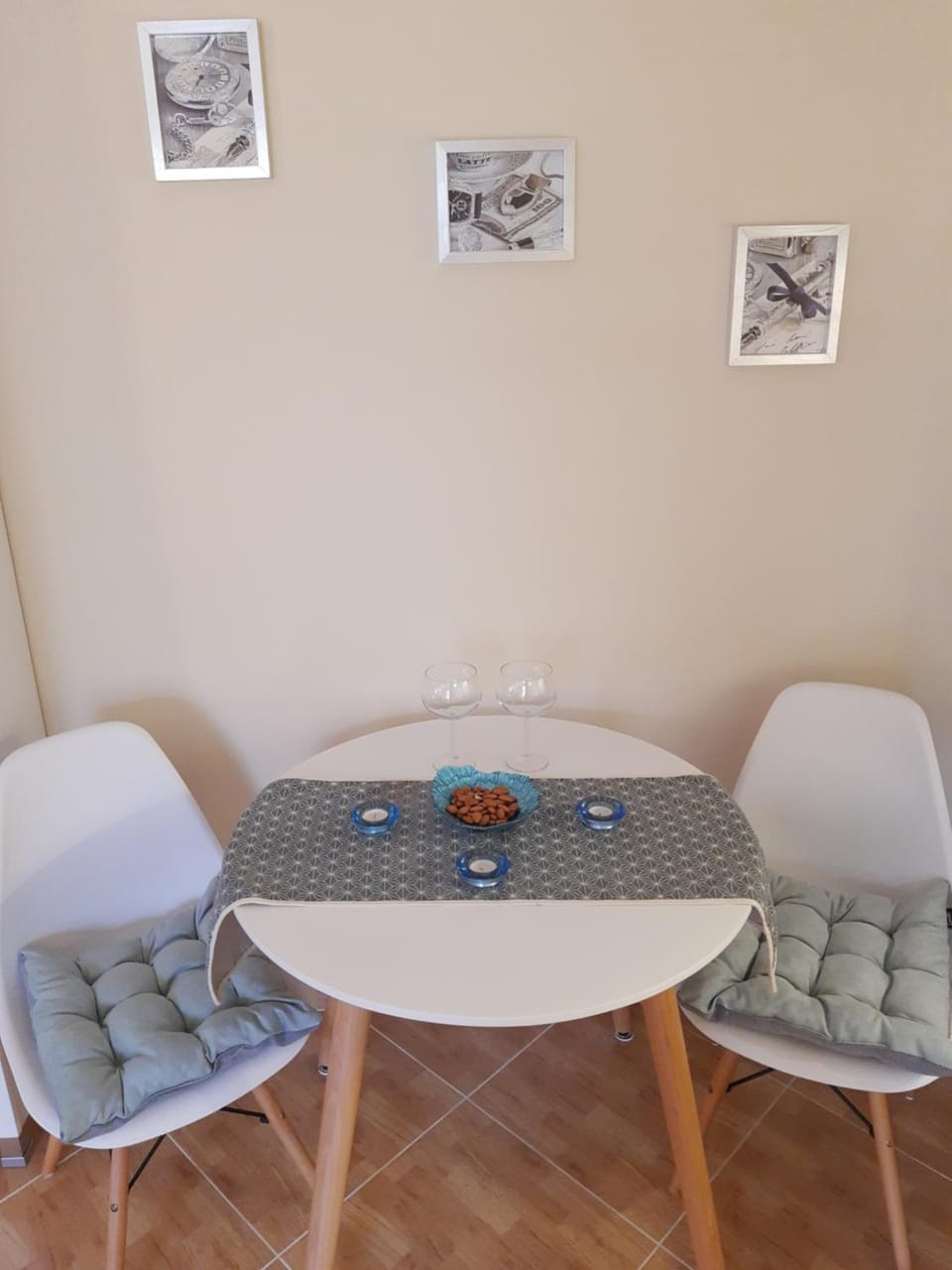 Elen Apartment - adults only Apartment in Vlorë County, Albania