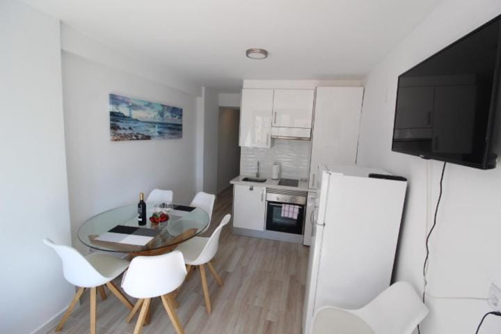 Przytulny Apartament z widokiem na morze !!!!! Apartment in Torrevieja