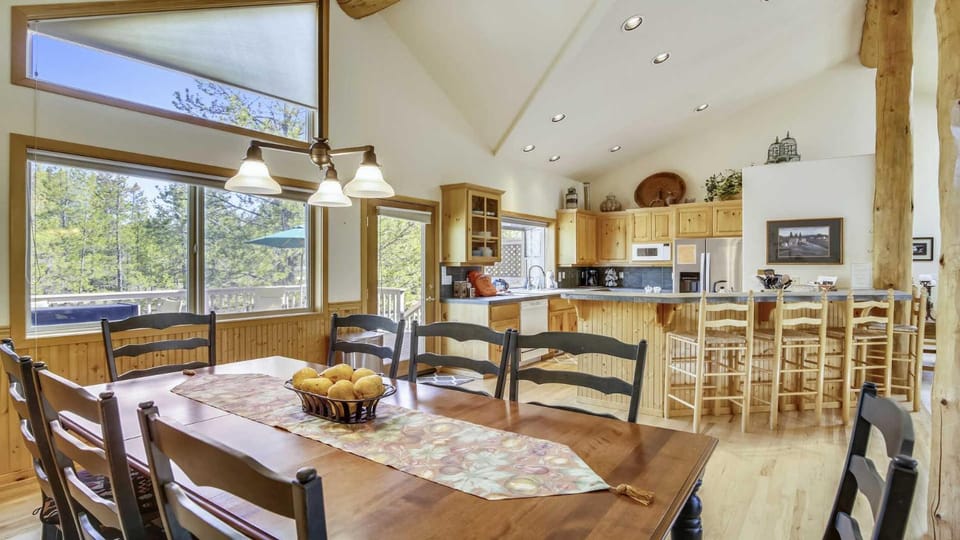 Paper Birch 09 House in Sunriver