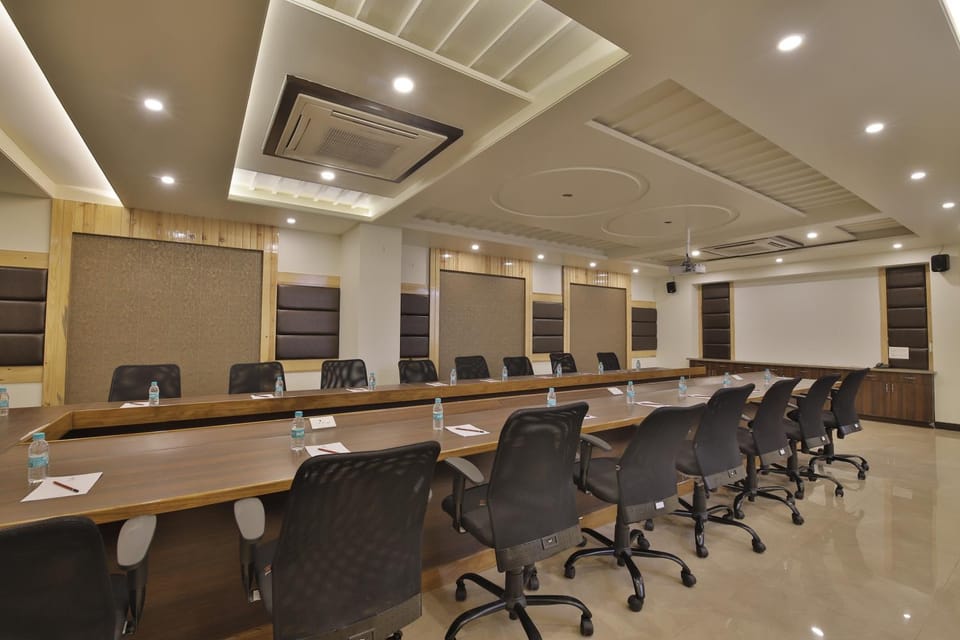 Meeting/conference room