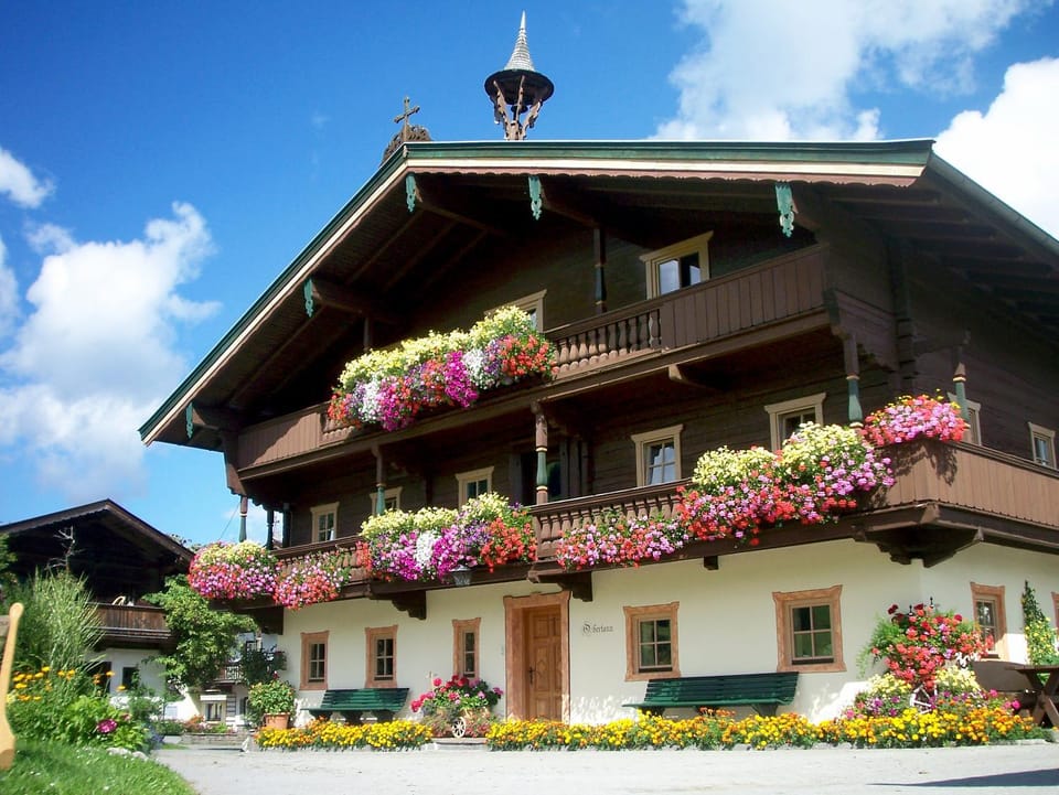 Property building, Summer, View (from property/room), Balcony/Terrace, Mountain view
