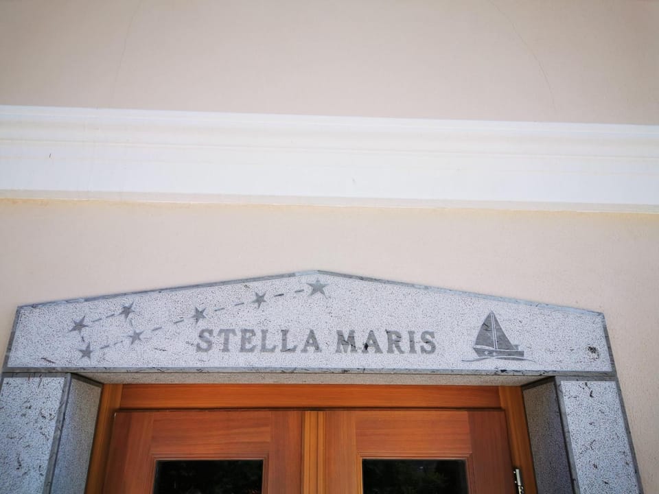 Facade/entrance, Property logo or sign