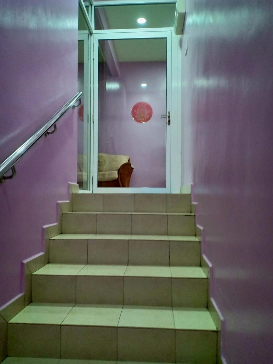 Purple TownHouse 9pax 3R2B Wifi House in Selangor, Malaysia