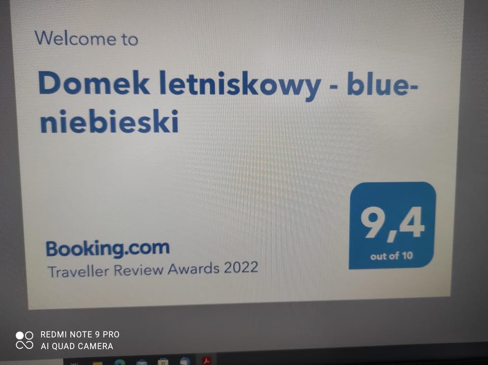 Domek letniskowy - niebieski całoroczny Campground/ 
RV Resort in Pomeranian Voivodeship