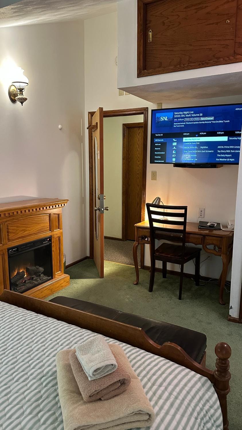 TV and multimedia, Seating area