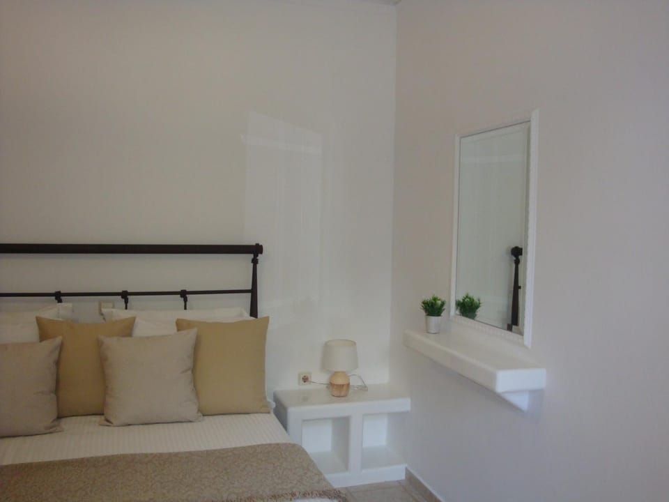 'Naxian family apartment' Apartment in Naxos