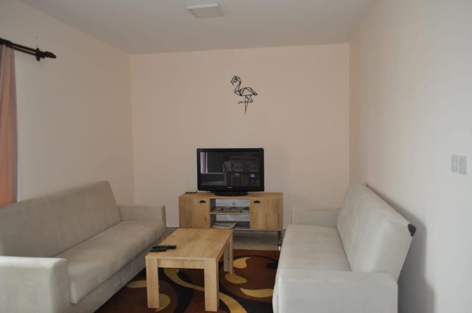 Communal lounge/ TV room, Seating area