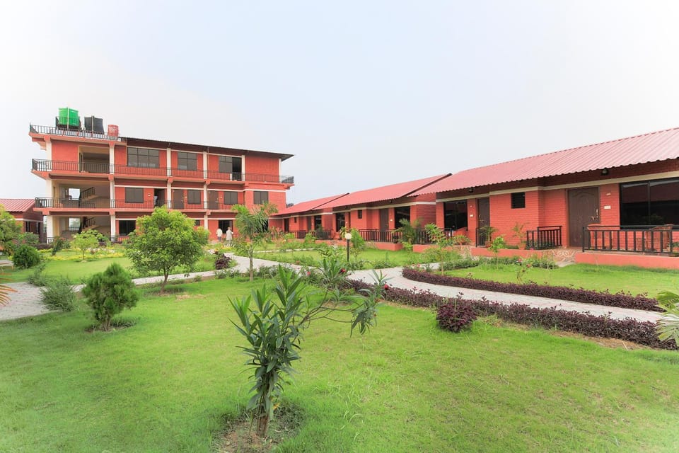 Facade/entrance, Garden