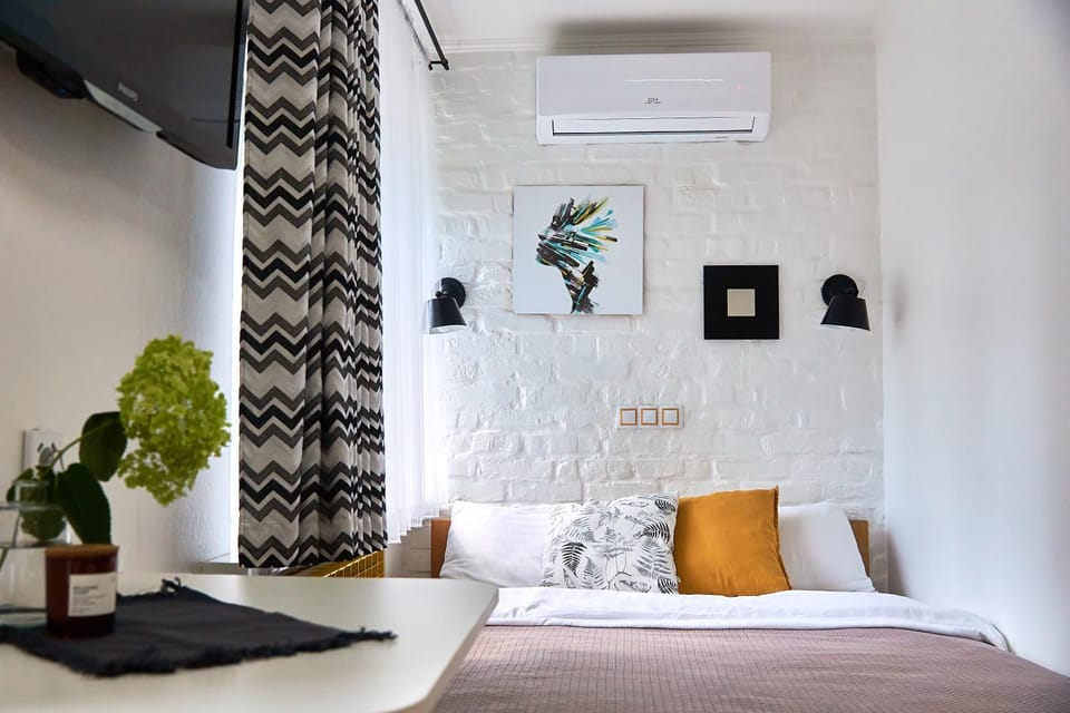 TV and multimedia, Bedroom, air conditioner